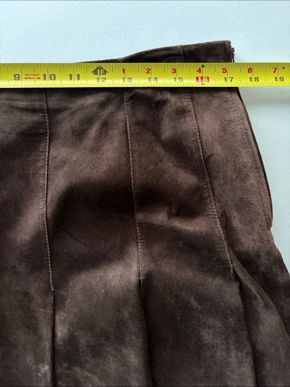 Danier Genuine Suede Pleated A-Line Midi Skirt - Deep Chocolate Brown Size 12 - Picture 16 of 16